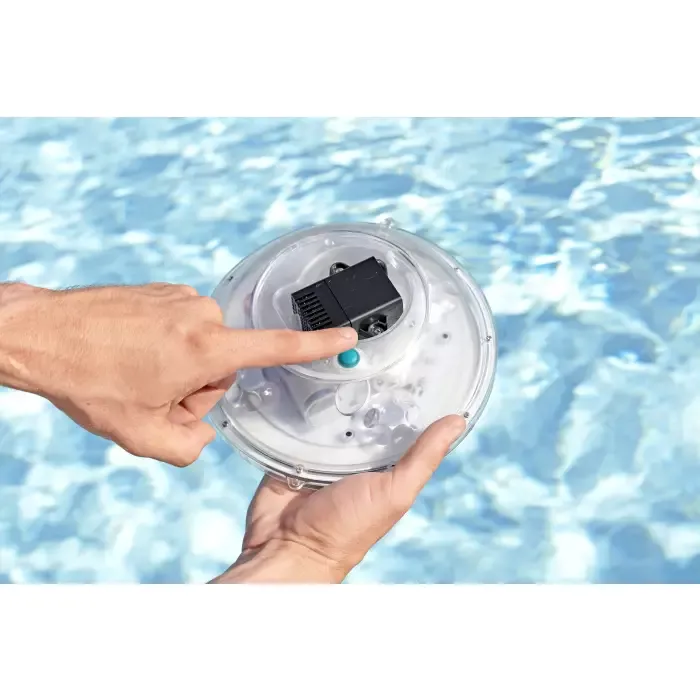 Плавающий фонтан с подсветкой "FloatBright Solar LED Pool Fountain" на солн.батареях с аккумулятором