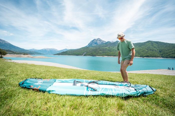 Надувная байдарка Kayak Glider-475 475x83х42см,3 весла, 3 сиденья, киль, до 230кг