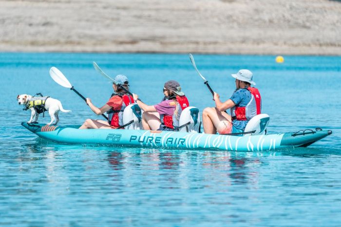 Надувная байдарка Kayak Glider-475 475x83х42см,3 весла, 3 сиденья, киль, до 230кг